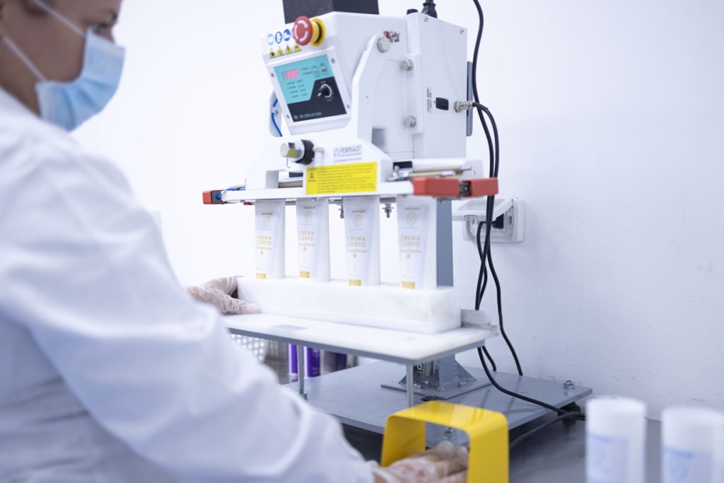 Laboratorio di ricerca e sviluppo Jaku SPA
